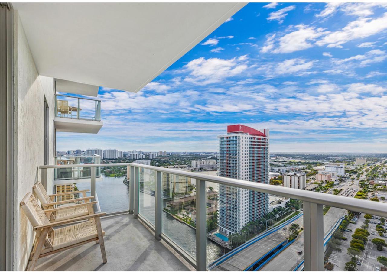 Hyde Beach House Three-Bedroom, Waterfront, Ocean And Intercostal View, Rooftop Pool, 5 Min Walk To Beach Hollywood Kültér fotó